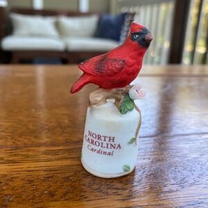 North Carolina Cardinal‎ Bird Thimble Collectible Souvenir Enesco Taiwan